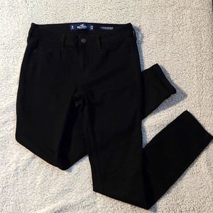 Hollister Low Rise Black Skinny Jeans